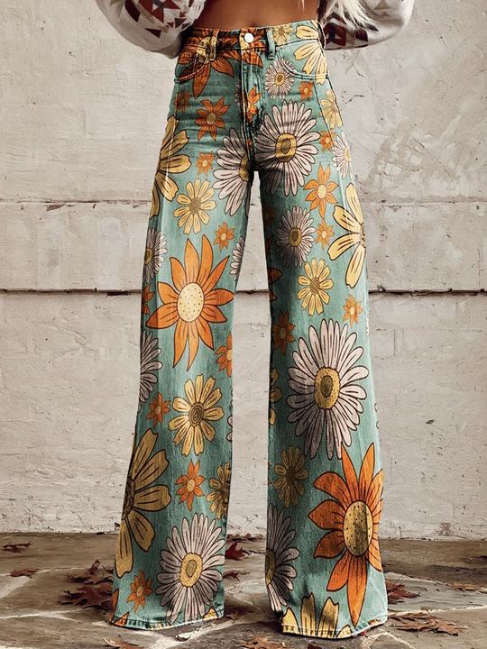 High-waist women's floral print wide-leg pants. Vintage boho style, comfortable loose fit for casual fashion.