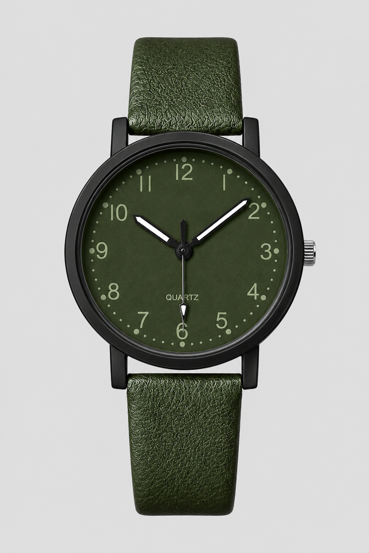 Stylish women's vintage style watch, an elegant accessory with a unique colorful pebbled strap.