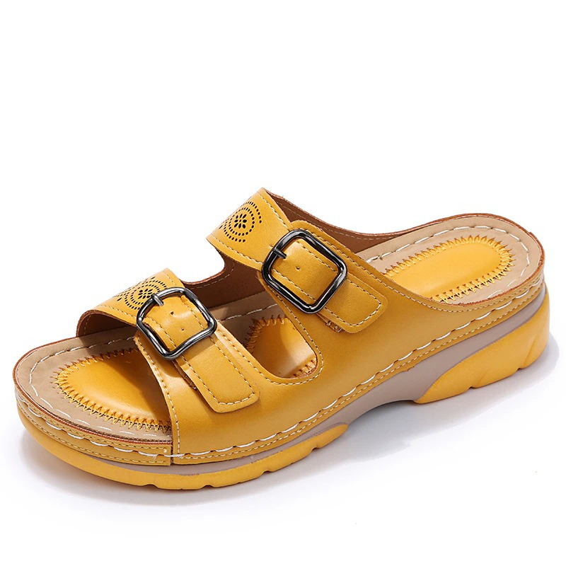 Comfortable women's orthopedic sandals with wide fit and ergonomic arch support.