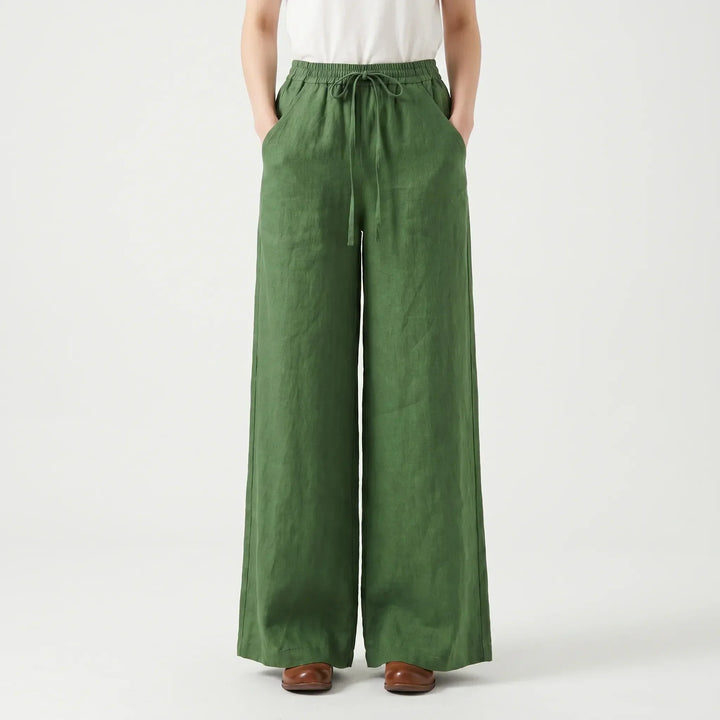 Women's wide-leg pull-on casual pants. Effortless, comfortable trousers for a relaxed style, perfect for summer outfits.