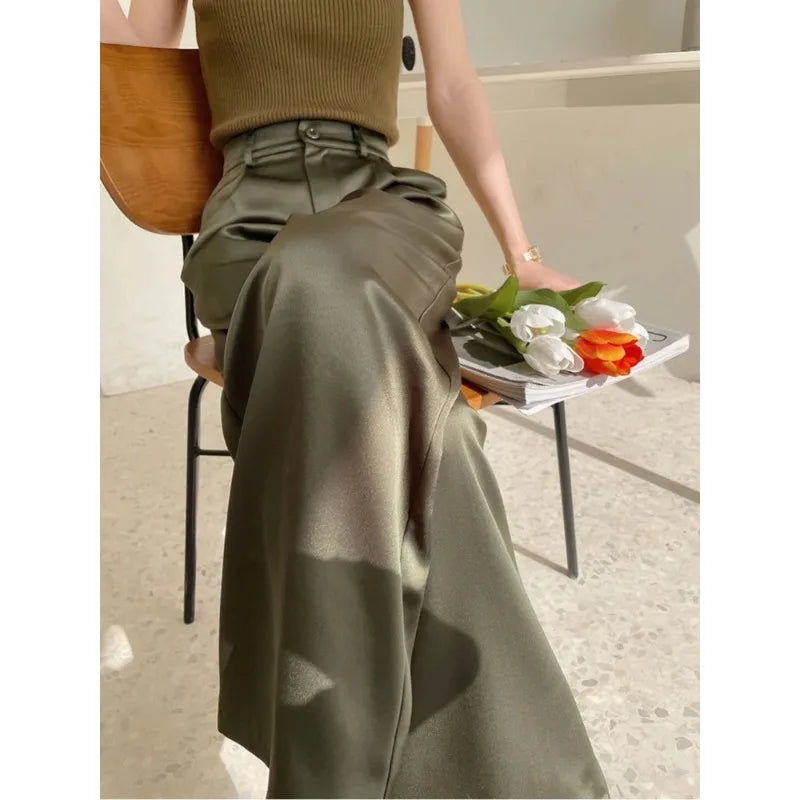 Women's wide leg high waist pants in a loose fit, offering comfortable, casual style.