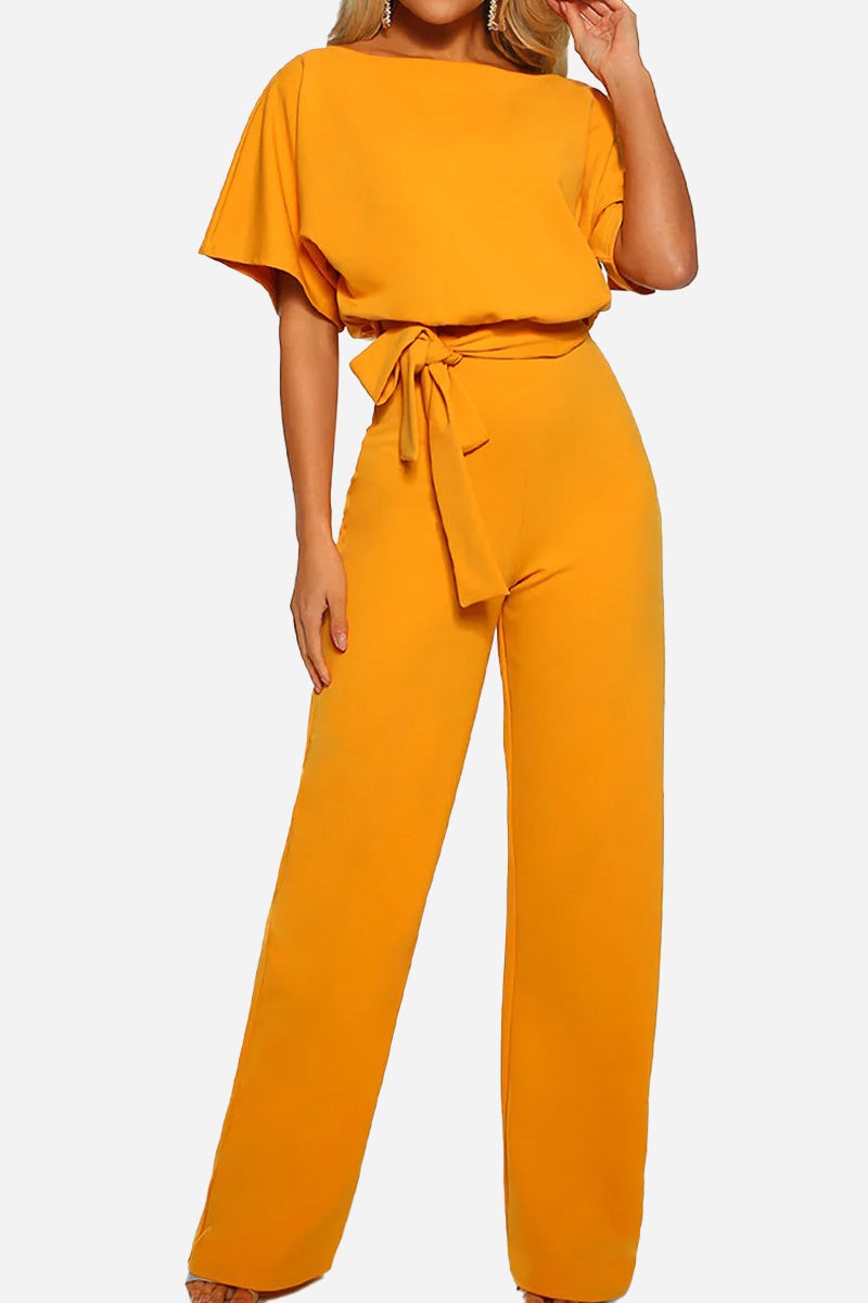Effortless style: Women's versatile wide-leg jumpsuit with batwing sleeves & belt. Comfortable one-piece outfit.