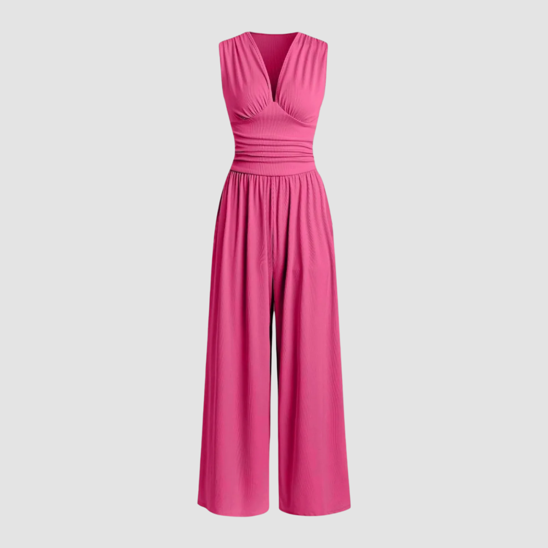 Chic women's wide-leg jumpsuit with a relaxed, comfortable fit, ideal for modern spring fashion.