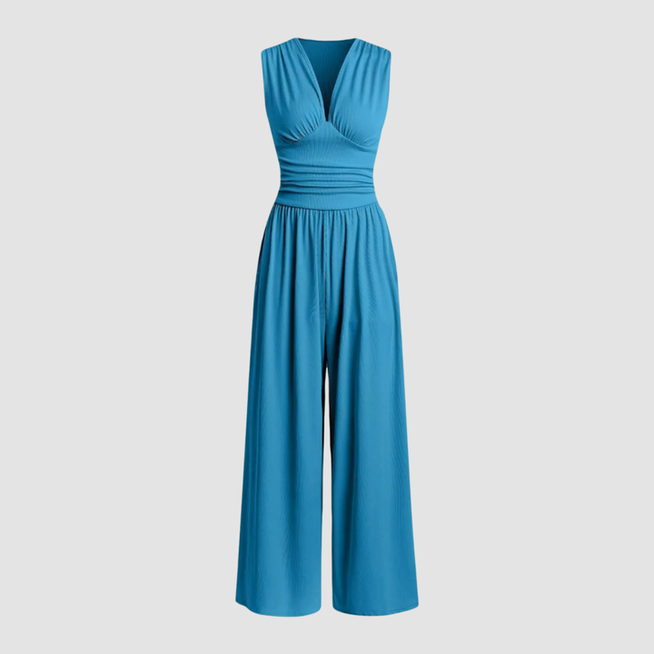 Versatile women's wide-leg jumpsuit, relaxed fit, perfect for elegant evening wear or casual summer days.