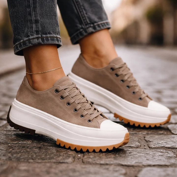 Brown Zippa Retro Platform Sneakers for women, showcasing vintage 90s style. Comfortable casual footwear for street fashion.