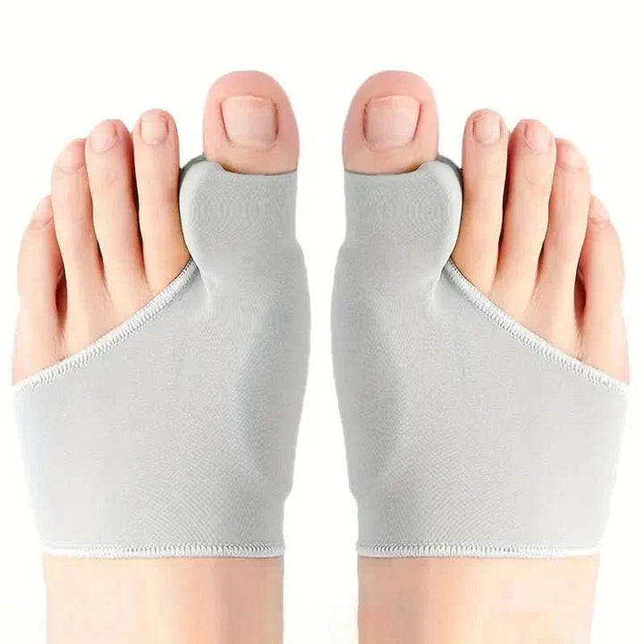 Discreet youth bunion corrector for active teens. Comfortable foot alignment & pain relief for sports & daily activities.