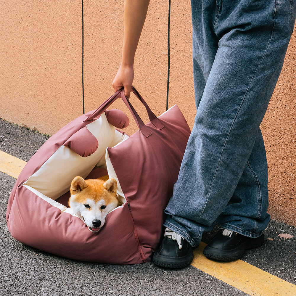 Secure Zootopia dog car seat, designed for ultimate pet safety and comfort during car travel